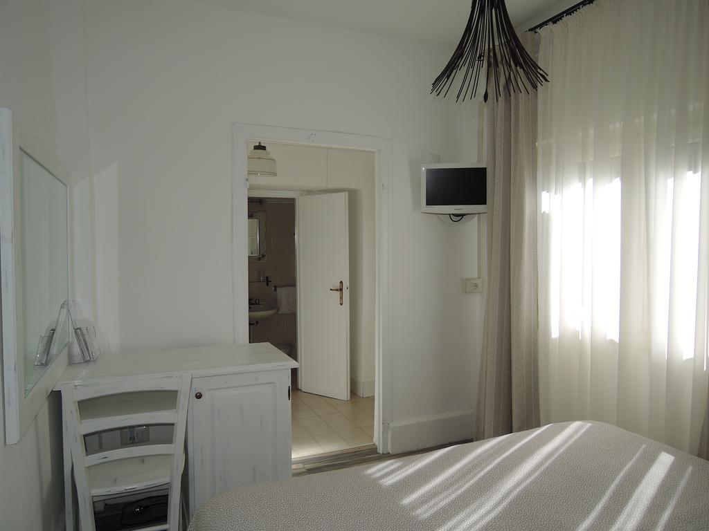 Hotel La Scogliera ボルディゲーラ エクステリア 写真