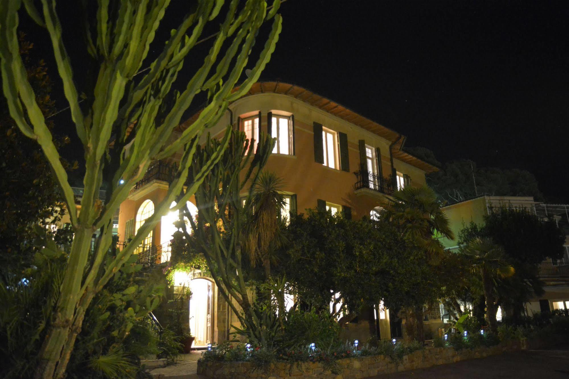 Hotel La Scogliera ボルディゲーラ エクステリア 写真
