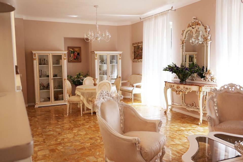 Hotel La Scogliera ボルディゲーラ エクステリア 写真