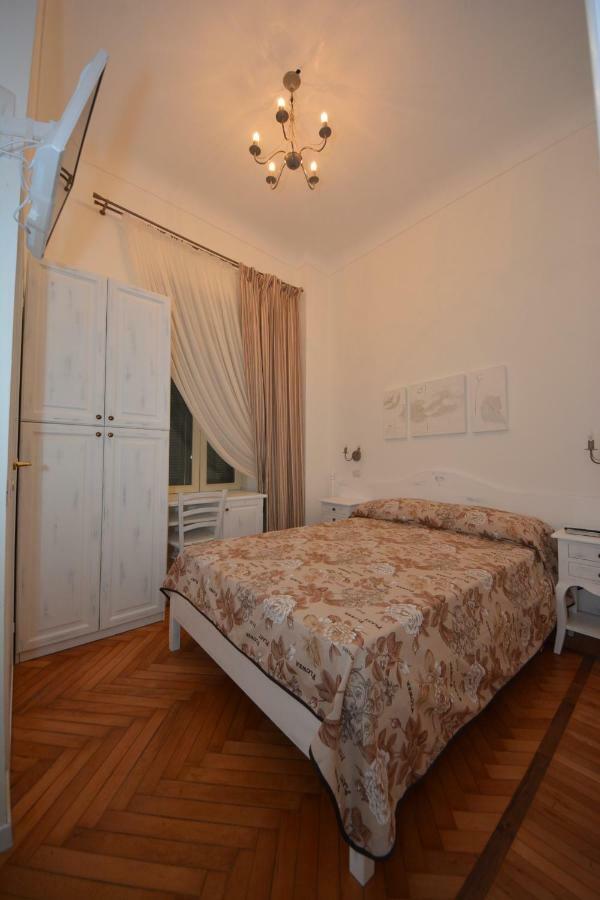 Hotel La Scogliera ボルディゲーラ エクステリア 写真